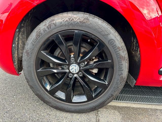 ザ・ビートル ブラックスタイル　２５０台限定車　ルーフ黒　禁煙　ＢＳＭ　純正ナビ　バックカメラ　クルーズコントロール　電格ミラー　スマートキー　１７インチアルミ　プッシュスタート（40枚目）
