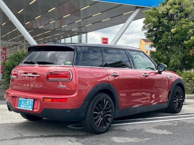 ＭＩＮＩ クーパー　クラブマン　禁煙　バックカメラ　ツートン　メーカーナビ　ＥＴＣ　レーダークルーズ　レーンキープ　衝突軽減　スマートキー２個（9枚目）