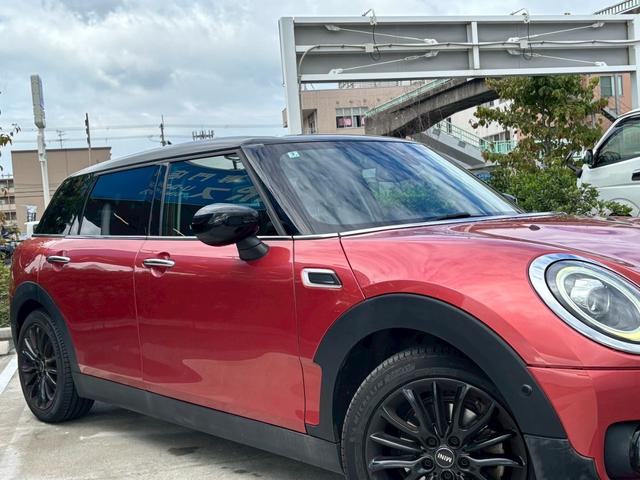 ＭＩＮＩ クーパー　クラブマン　禁煙　バックカメラ　ツートン　メーカーナビ　ＥＴＣ　レーダークルーズ　レーンキープ　衝突軽減　スマートキー２個（38枚目）
