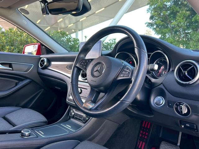 ＣＬＡクラス シューティングブレーク ＣＬＡ１８０　シューティングブレーク　ＡＭＧスタイル　メーカーナビ　バックカメラ　ナビ・ＴＶ　コンビシート　シートヒーター　レーダーセーフティー　パワーバックドア　ＢＳＭ　アイドリングストップ　パワーバックドア（16枚目）