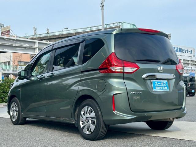 フリードハイブリッド ハイブリッド・Gホンダセンシング 禁煙 純正ナビ/VXM-217VFNi フルセグテレビ バックカメラ シートヒーター 両側パワースライドドア ETC レーダークルーズ レーンキープ 衝突軽減システム スマートキー(9枚目)