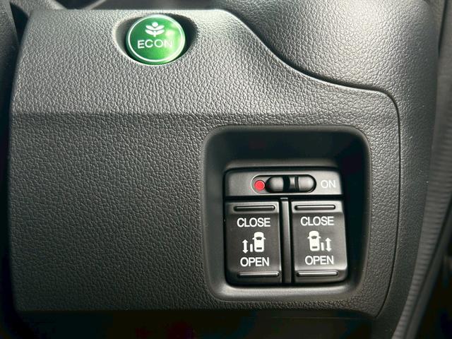 N-BOX+カスタム G・ターボAパッケージ 禁煙 純正ナビ/VXM-145VFi フルセグテレビ バックカメラ 両側パワースライドドア クルーズコントロール パドルシフト ETC 電格ミラー スマートキー プッシュスタート 14インチアルミ(20枚目)