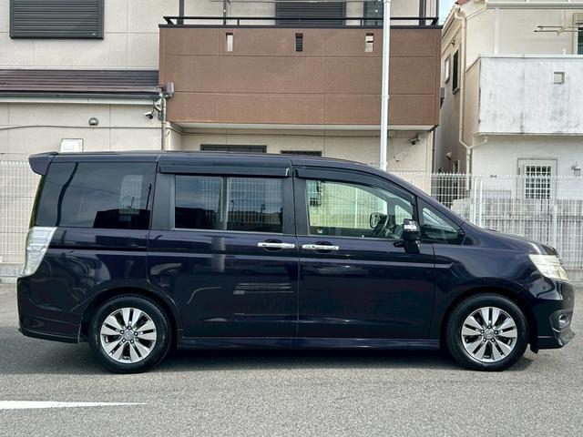ステップワゴンスパーダ Z インターナビセレクション 純正ナビ 地デジテレビ バックカメラ 両側パワースライドドア ETC クルーズコントロール パドルシフト アイドリングストップ スマートキー(12枚目)