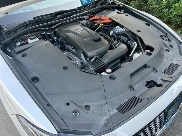 ご購入いただいたお車には必ず点検整備を行った後にご納車となっております。外部の認定指定工場にて法定点検を行い車検に通過しないようなお車の販売は行っておりません。安心してご購入頂けます！