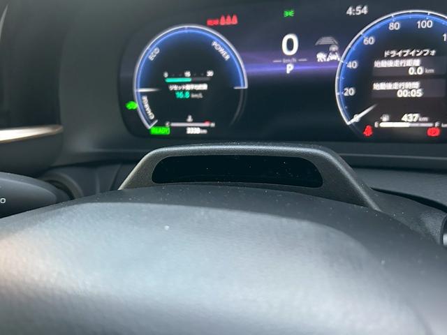 クラウンスポーツ Ｚ　禁煙　ワンオーナー　トヨタチームメイト　黒革　ＢＳＭ　ＨＵＤ　デジタルミラー　ワイヤレス充電　全周囲モニター　ナビＴＶ　エアーシート　シートヒーター　ハンドルヒーター　パワーバックドア　ＥＴＣ２．０（21枚目）