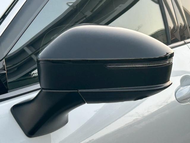 クラウンスポーツ Ｚ　禁煙　ワンオーナー　トヨタチームメイト　黒革　ＢＳＭ　ＨＵＤ　デジタルミラー　ワイヤレス充電　全周囲モニター　ナビＴＶ　エアーシート　シートヒーター　ハンドルヒーター　パワーバックドア　ＥＴＣ２．０（51枚目）