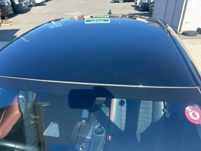 ＩＳ ＩＳ３００ｈ　禁煙　メーカーナビ　フルセグＴＶ　バックカメラ　パワーシート　シートヒーター　コンビシート　ＥＴＣ　パドルシフト　レーダークルーズ　レーンキープ　衝突軽減システム　スマートキー　１６インチアルミ（13枚目）