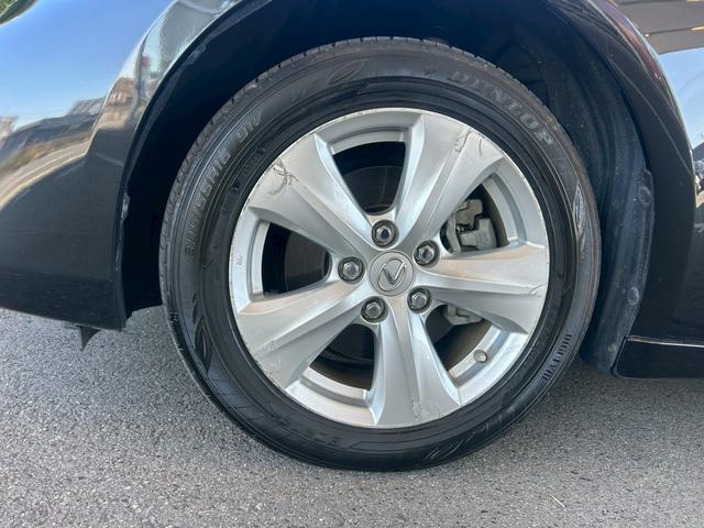 ＩＳ ＩＳ３００ｈ　禁煙　メーカーナビ　フルセグＴＶ　バックカメラ　パワーシート　シートヒーター　コンビシート　ＥＴＣ　パドルシフト　レーダークルーズ　レーンキープ　衝突軽減システム　スマートキー　１６インチアルミ（53枚目）