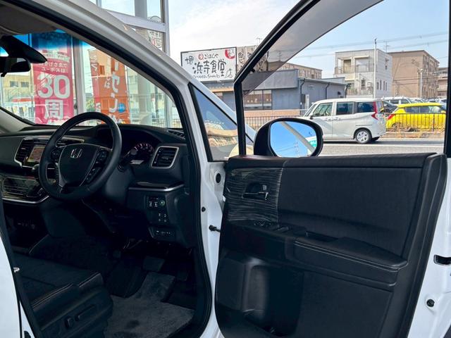 遠方のお客様でもご購入いただけます！提携陸送業者を利用し安全にご自宅までご納車させて頂きます。※沖縄県、北海道、高額車両、特殊車両などは直接お店の方へお問い合わせくださいませ