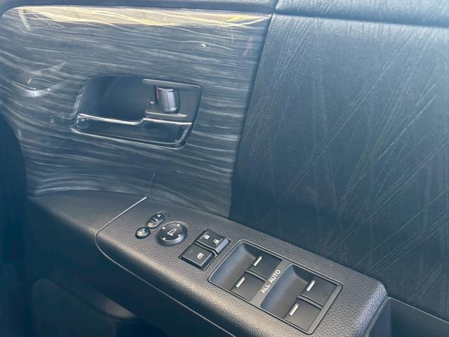 当店在庫車両は掲載の総額金額でご購入頂けます！中にはいざ購入しようとすると金額をみてビックリと言ったお声を耳にすることもあります。当店ではご安心してご購入頂けるよう総額表示をしております！！