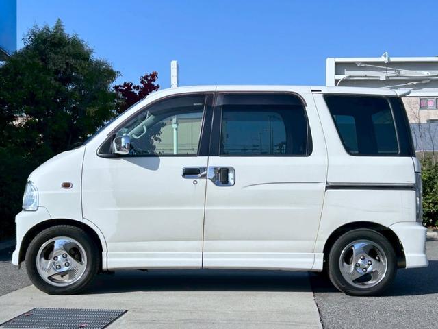 遠方のお客様でもご購入いただけます！提携陸送業者を利用し安全にご自宅までご納車させて頂きます。※沖縄県、北海道、高額車両、特殊車両などは直接お店の方へお問い合わせくださいませ