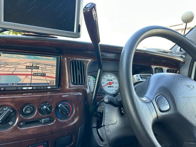 当店在庫車両は掲載の総額金額でご購入頂けます！中にはいざ購入しようとすると金額をみてビックリと言ったお声を耳にすることもあります。当店ではご安心してご購入頂けるよう総額表示をしております！！