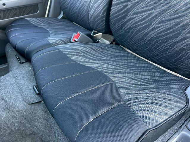 遠方のお客様でもご購入いただけます！提携陸送業者を利用し安全にご自宅までご納車させて頂きます。※沖縄県、北海道、高額車両、特殊車両などは直接お店の方へお問い合わせくださいませ