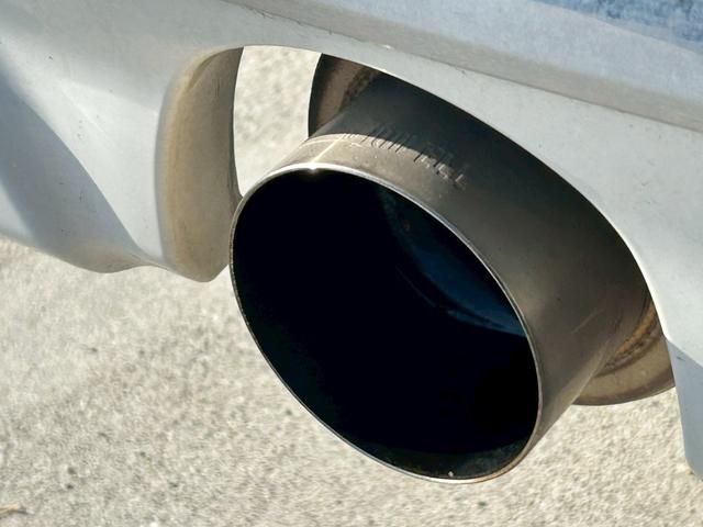 当店在庫車両は掲載の総額金額でご購入頂けます！中にはいざ購入しようとすると金額をみてビックリと言ったお声を耳にすることもあります。当店ではご安心してご購入頂けるよう総額表示をしております！！