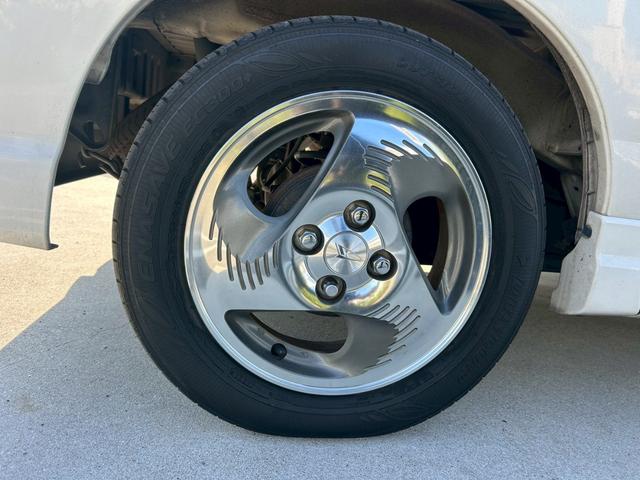 お車は納車前に点検、内外装クリーニングを行い、納車後スグに気持ちよくドライブできるよう仕上げます♪