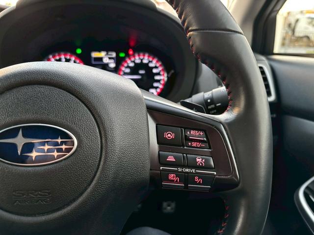 レヴォーグ ２．０ＳＴＩスポーツアイサイト　ブラックセレクション　ワンオーナー　禁煙　ナビ／ＡＶＩＣ－ＲＬ９０２ＺＰ　フルセグＴＶ　バックカメラ　サイドカメラ　レカロシート　レーダークルーズ　レーンアシスト　衝突軽減　パドルシフト　ＢＳＭ　ＥＴＣ　パワーシート（20枚目）