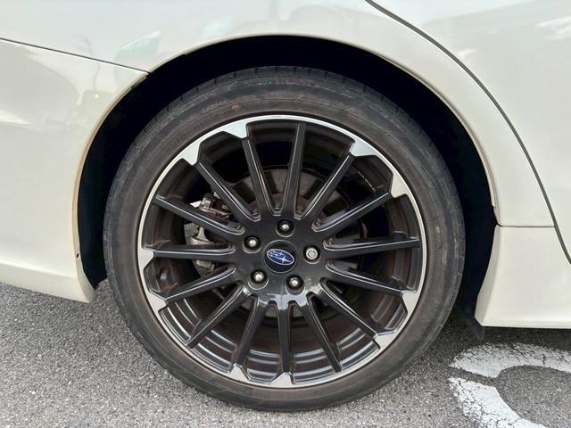 レヴォーグ ２．０ＳＴＩスポーツアイサイト　ブラックセレクション　ワンオーナー　禁煙　ナビ／ＡＶＩＣ－ＲＬ９０２ＺＰ　フルセグＴＶ　バックカメラ　サイドカメラ　レカロシート　レーダークルーズ　レーンアシスト　衝突軽減　パドルシフト　ＢＳＭ　ＥＴＣ　パワーシート（52枚目）