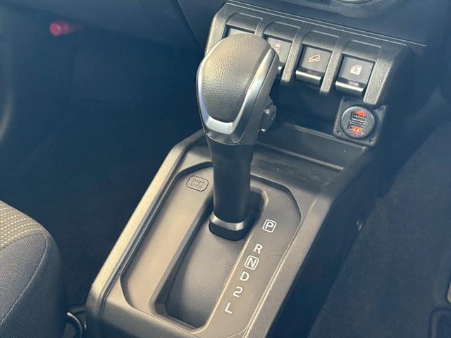 ジムニー ＸＣ　ユーザー買取　禁煙　ディスプレイオーディオ　シートヒーター　クルーズコントロール　レーンキーピング　衝突軽減システム　ＥＴＣ　背面タイヤ　サイドミラーヒーター　スマートキー二個　電格ミラー（24枚目）