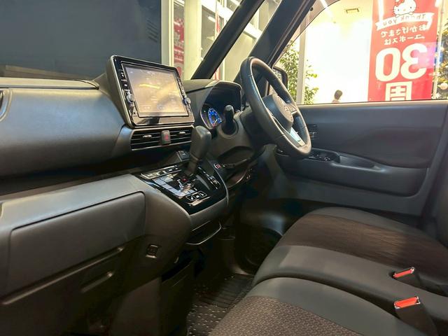 ｅＫクロススペース Ｇ　プラスエディション　禁煙　純正９インチナビ／ＭＭ３２０Ｄ－ＬＭ　全周囲モニター　フルセグテレビ　両側パワースライドドア　シートヒーター　ＥＴＣ　電格ミラー　クリアランスソナー　スマートキー二個　１５インチアルミ（31枚目）