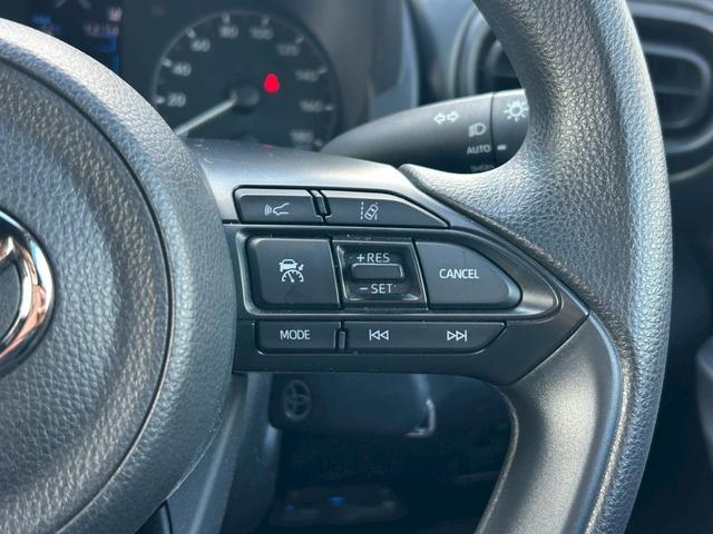 ヤリス X 禁煙 ディスプレイオーディオ/ナビ・TV付き バックカメラ ETC 衝突軽減システム レーダークルーズ レーンキーピング 電格ミラー 社外14インチアルミ(22枚目)