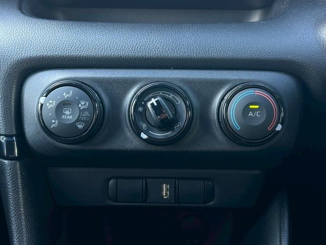 ヤリス X 禁煙 ディスプレイオーディオ/ナビ・TV付き バックカメラ ETC 衝突軽減システム レーダークルーズ レーンキーピング 電格ミラー 社外14インチアルミ(31枚目)