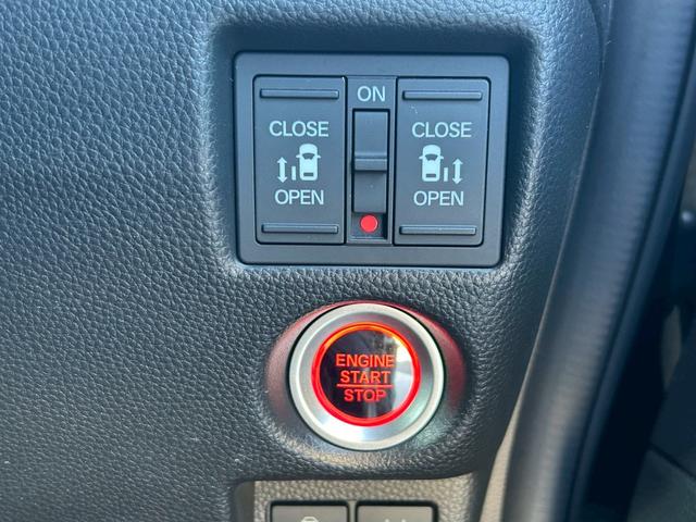 N-BOXカスタム G・EXターボホンダセンシング 禁煙 無限グリル 純正8インチナビ/VXU-185NBi フルセグテレビ バックカメラ 両側パワースライドドア レーダークルーズ レーンキーピング 衝突軽減システム ETC 電格ミラー スマートキー(31枚目)