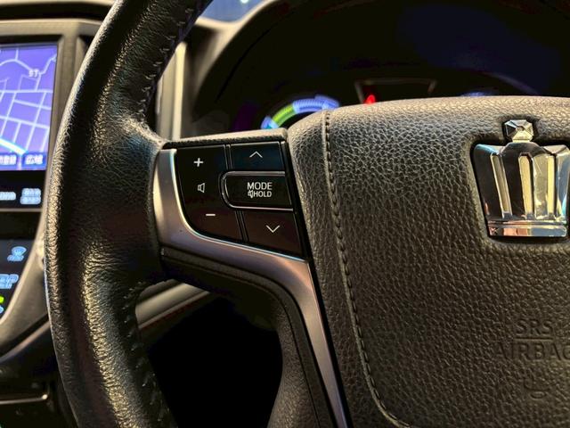 クラウンハイブリッド アスリートＳ　ワンオーナ　禁煙　メーカーナビ　フルセグテレビ　バックカメラ　パワーシート　シートヒーター　ステアリングヒーター　ＥＴＣ　クルーズコントロール　衝突軽減システム　ウェッズ１８インチアルミ　電格ミラー（18枚目）