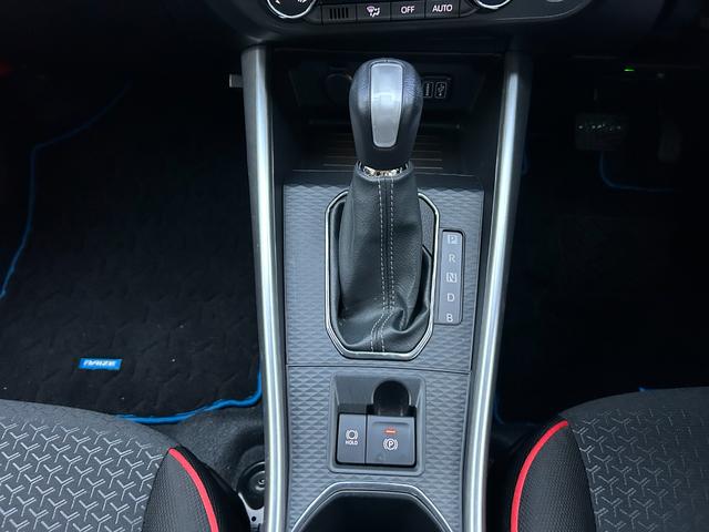 ライズ Z MOP(9inchディスプレイオーディオ/ フルセグTV/パノラミックビューモニター/BSM/リアクロストラフックアラート/アクセサリーコンセント)純正(Tz前後ドラレコ/ETC/マット/バイザー)(46枚目)