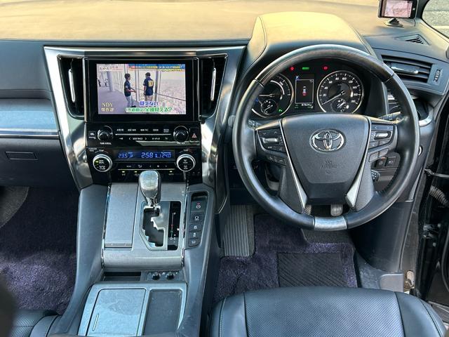 アルファードハイブリッド エグゼクティブラウンジS ワンオーナー/禁煙/ユーザー買取/TコネクトSDナビJBLプレミアムサウンド/リアエンター/ETC2.0/デジタルインナー/ツインサンルーフ/モデリスタ20AW/TZ前後ドラレコ/TZGPSレーダー(3枚目)