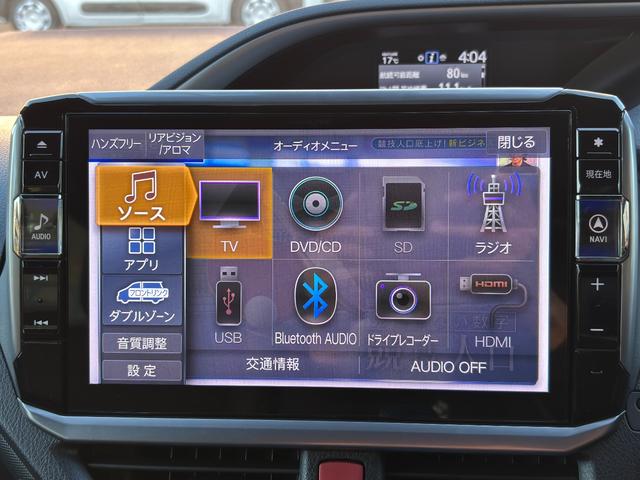 ヴォクシー ＺＳ　煌ＩＩＩ　ワンオーナー／禁煙車ナノイーアルパイン（１１インチナビ／フルセグ　ＦＤモニター／前後ドラレコ／ＥＴＣ２．０）／セーフティセンスインテリジェントクリアランスソナー／両側パワスラ／ブラック合皮コンビシート（7枚目）