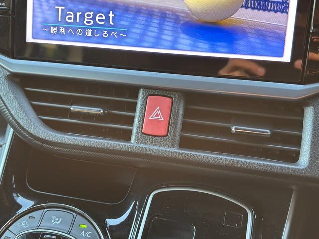 ヴォクシー ＺＳ　煌ＩＩＩ　ワンオーナー／禁煙車ナノイーアルパイン（１１インチナビ／フルセグ　ＦＤモニター／前後ドラレコ／ＥＴＣ２．０）／セーフティセンスインテリジェントクリアランスソナー／両側パワスラ／ブラック合皮コンビシート（23枚目）