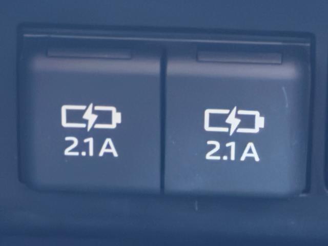 ヴォクシー ＺＳ　煌ＩＩＩ　ワンオーナー／禁煙車ナノイーアルパイン（１１インチナビ／フルセグ　ＦＤモニター／前後ドラレコ／ＥＴＣ２．０）／セーフティセンスインテリジェントクリアランスソナー／両側パワスラ／ブラック合皮コンビシート（26枚目）