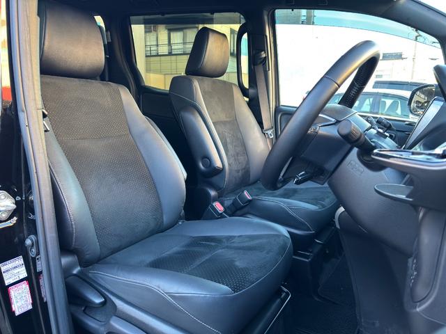 ヴォクシー ＺＳ　煌ＩＩＩ　ワンオーナー／禁煙車ナノイーアルパイン（１１インチナビ／フルセグ　ＦＤモニター／前後ドラレコ／ＥＴＣ２．０）／セーフティセンスインテリジェントクリアランスソナー／両側パワスラ／ブラック合皮コンビシート（40枚目）