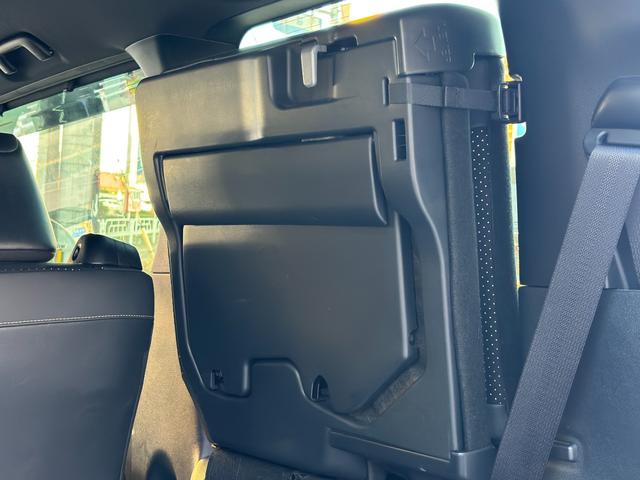 ヴォクシー ＺＳ　煌ＩＩＩ　ワンオーナー／禁煙車ナノイーアルパイン（１１インチナビ／フルセグ　ＦＤモニター／前後ドラレコ／ＥＴＣ２．０）／セーフティセンスインテリジェントクリアランスソナー／両側パワスラ／ブラック合皮コンビシート（45枚目）