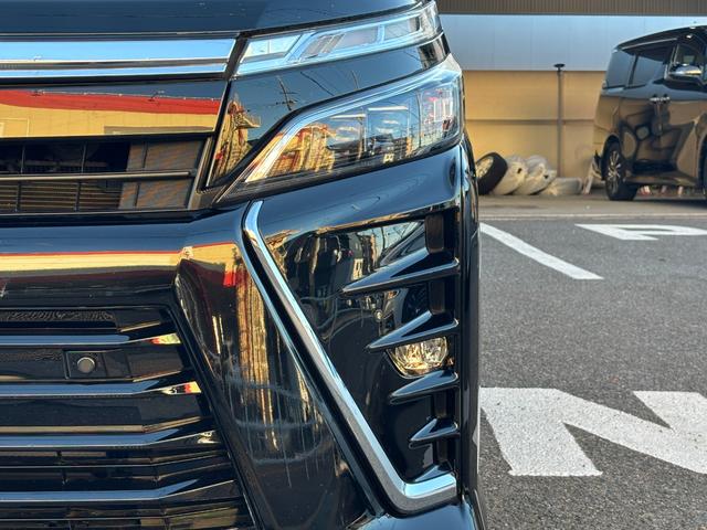 ヴォクシー ＺＳ　煌ＩＩＩ　ワンオーナー／禁煙車ナノイーアルパイン（１１インチナビ／フルセグ　ＦＤモニター／前後ドラレコ／ＥＴＣ２．０）／セーフティセンスインテリジェントクリアランスソナー／両側パワスラ／ブラック合皮コンビシート（63枚目）