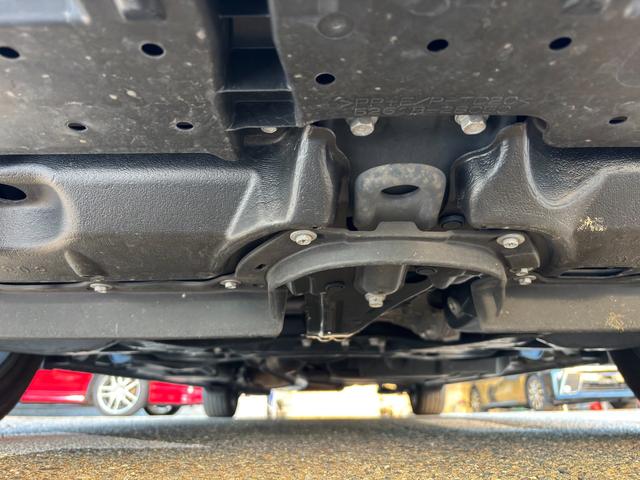 ヴォクシー ＺＳ　煌ＩＩＩ　ワンオーナー／禁煙車ナノイーアルパイン（１１インチナビ／フルセグ　ＦＤモニター／前後ドラレコ／ＥＴＣ２．０）／セーフティセンスインテリジェントクリアランスソナー／両側パワスラ／ブラック合皮コンビシート（67枚目）