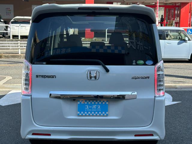 ステップワゴンスパーダ Ｚ　ワンオーナー／禁煙／キセノン／ＥＴＣ／Ｒカメラ／ディラーＯＰ（ギャザーズナビフルセグ地デジＴＶ、フローリングフロア）パノラマサンルーフ（10枚目）