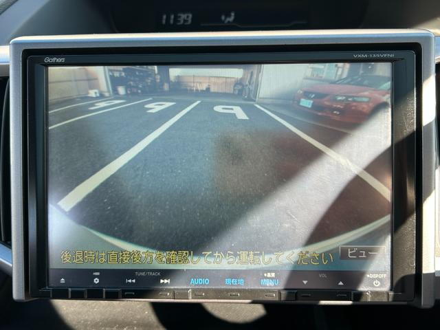 ステップワゴンスパーダ Ｚ　ワンオーナー／禁煙／キセノン／ＥＴＣ／Ｒカメラ／ディラーＯＰ（ギャザーズナビフルセグ地デジＴＶ、フローリングフロア）パノラマサンルーフ（29枚目）