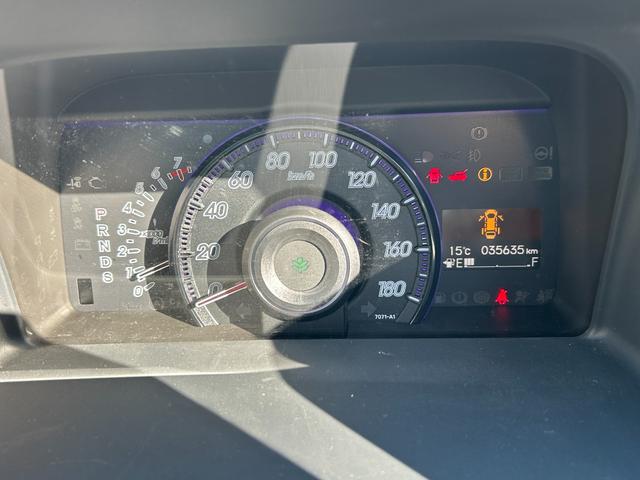 ステップワゴンスパーダ Ｚ　ワンオーナー／禁煙／キセノン／ＥＴＣ／Ｒカメラ／ディラーＯＰ（ギャザーズナビフルセグ地デジＴＶ、フローリングフロア）パノラマサンルーフ（33枚目）