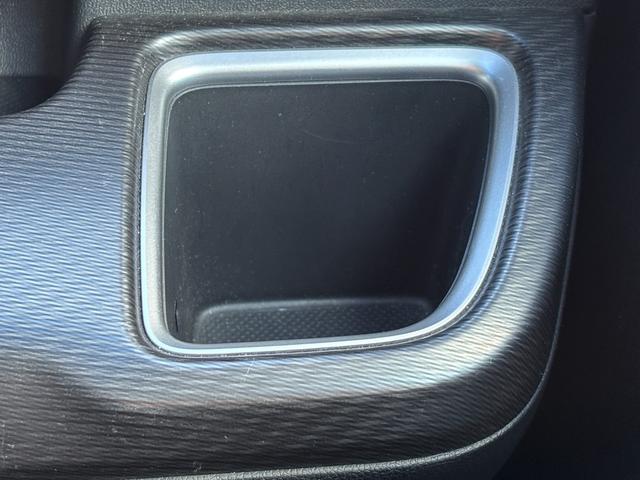 ステップワゴンスパーダ スパーダハイブリッド　Ｇ　ホンダセンシング　ワンオーナー車／ホンダセンシング／リアカメラ／ＥＴＣ／ドライブレコーダー／両側パワースライドドア／わくわくゲート／３列シート／スペアキー×２（37枚目）