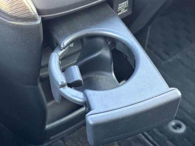 ステップワゴンスパーダ スパーダハイブリッド　Ｇ　ホンダセンシング　ワンオーナー車／ホンダセンシング／リアカメラ／ＥＴＣ／ドライブレコーダー／両側パワースライドドア／わくわくゲート／３列シート／スペアキー×２（38枚目）