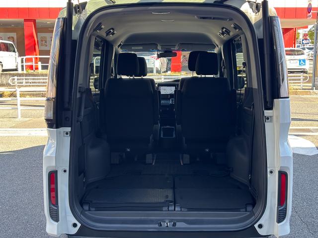 ステップワゴンスパーダ スパーダハイブリッド　Ｇ　ホンダセンシング　ワンオーナー車／ホンダセンシング／リアカメラ／ＥＴＣ／ドライブレコーダー／両側パワースライドドア／わくわくゲート／３列シート／スペアキー×２（48枚目）