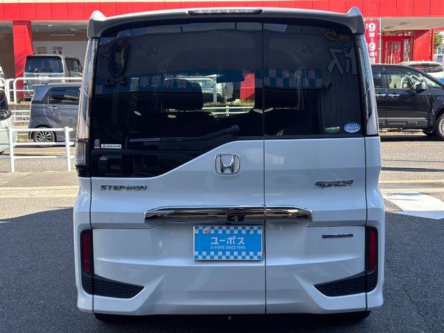 ステップワゴンスパーダ スパーダハイブリッド　Ｇ　ホンダセンシング　ワンオーナー車／ホンダセンシング／リアカメラ／ＥＴＣ／ドライブレコーダー／両側パワースライドドア／わくわくゲート／３列シート／スペアキー×２（60枚目）