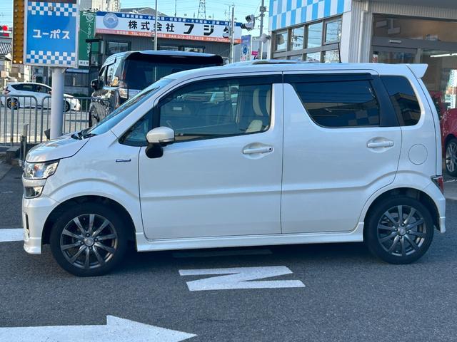 ワゴンＲ ハイブリッドＦＺ　ユーザー買取／メーカーＯＰ（セーフティサポート／全方位モニター付きメモリーナビげーション）ＬＥＤヘッド／スマートキー２個／ヘッドアップディスプレイ／革調シートカバー／外１５ＡＷ（9枚目）