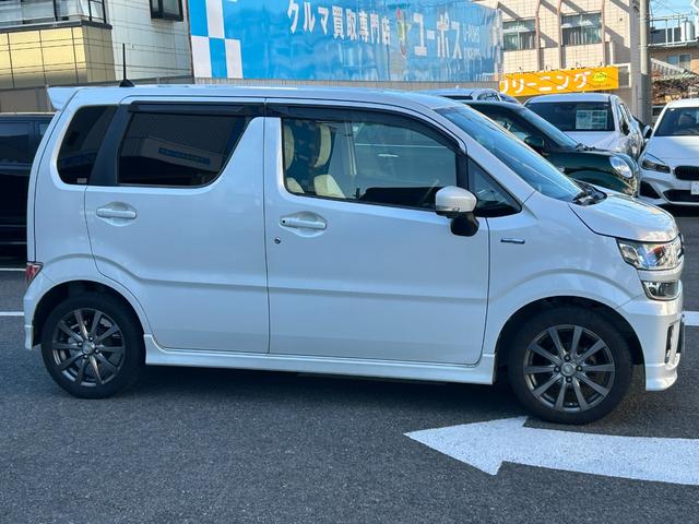 ワゴンＲ ハイブリッドＦＺ　ユーザー買取／メーカーＯＰ（セーフティサポート／全方位モニター付きメモリーナビげーション）ＬＥＤヘッド／スマートキー２個／ヘッドアップディスプレイ／革調シートカバー／外１５ＡＷ（18枚目）