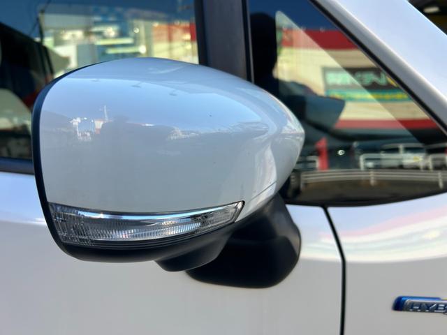 ワゴンＲ ハイブリッドＦＺ　ユーザー買取／メーカーＯＰ（セーフティサポート／全方位モニター付きメモリーナビげーション）ＬＥＤヘッド／スマートキー２個／ヘッドアップディスプレイ／革調シートカバー／外１５ＡＷ（30枚目）