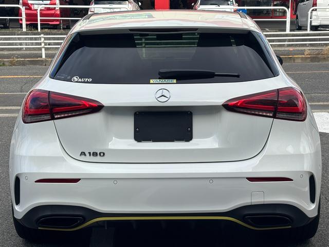 Ａクラス Ａ１８０　エディション１　５００台限定特別仕様車／ユーザーエクスペリエンス／レーダーセーフティＰＫＧ／純正ＡＭＧ１９ＡＷ／純正ナビ／フルセグ／全方位カメラ／ＥＴＣ２．０／フロント２脚メモリー機能付パワーシート＆シートヒーター（14枚目）