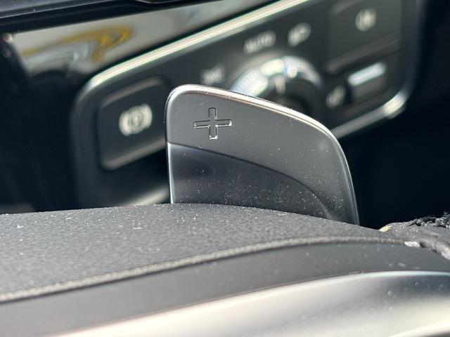 Ａクラス Ａ１８０　エディション１　５００台限定特別仕様車／ユーザーエクスペリエンス／レーダーセーフティＰＫＧ／純正ＡＭＧ１９ＡＷ／純正ナビ／フルセグ／全方位カメラ／ＥＴＣ２．０／フロント２脚メモリー機能付パワーシート＆シートヒーター（39枚目）