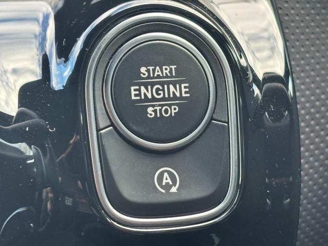 Ａクラス Ａ１８０　エディション１　５００台限定特別仕様車／ユーザーエクスペリエンス／レーダーセーフティＰＫＧ／純正ＡＭＧ１９ＡＷ／純正ナビ／フルセグ／全方位カメラ／ＥＴＣ２．０／フロント２脚メモリー機能付パワーシート＆シートヒーター（44枚目）