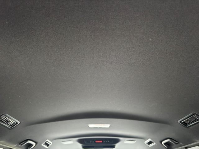 ヴォクシー ZS 煌II ナビ(NSZN-Z68T)/バックカメラ/フリップダウンモニター/両側パワースライドドア/フルセグTV/TZレーダー探知機(TZ-R001)/ETC(30枚目)